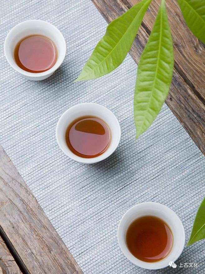 ‘火狐电竞官网’艺术品投资难获高收益部分公司赔钱还不敢说(图1) 火狐电竞官方网站