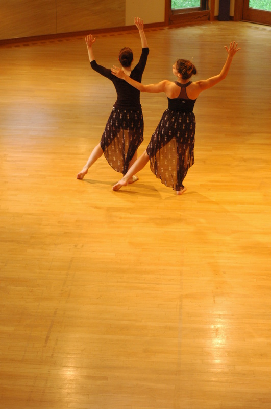 新生儿起名:300个阳光帅气的男孩名,面向太阳,春暖花开【火狐电竞】(图1) 火狐电竞官网