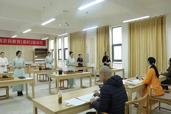 
恩施州：职业技术品级认定事情深入推进‘火狐电竞官网’(图1)