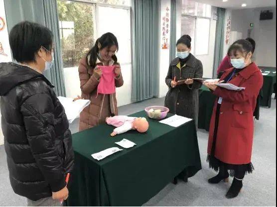 
恩施州：职业技术品级认定事情深入推进‘火狐电竞官网’(图3)