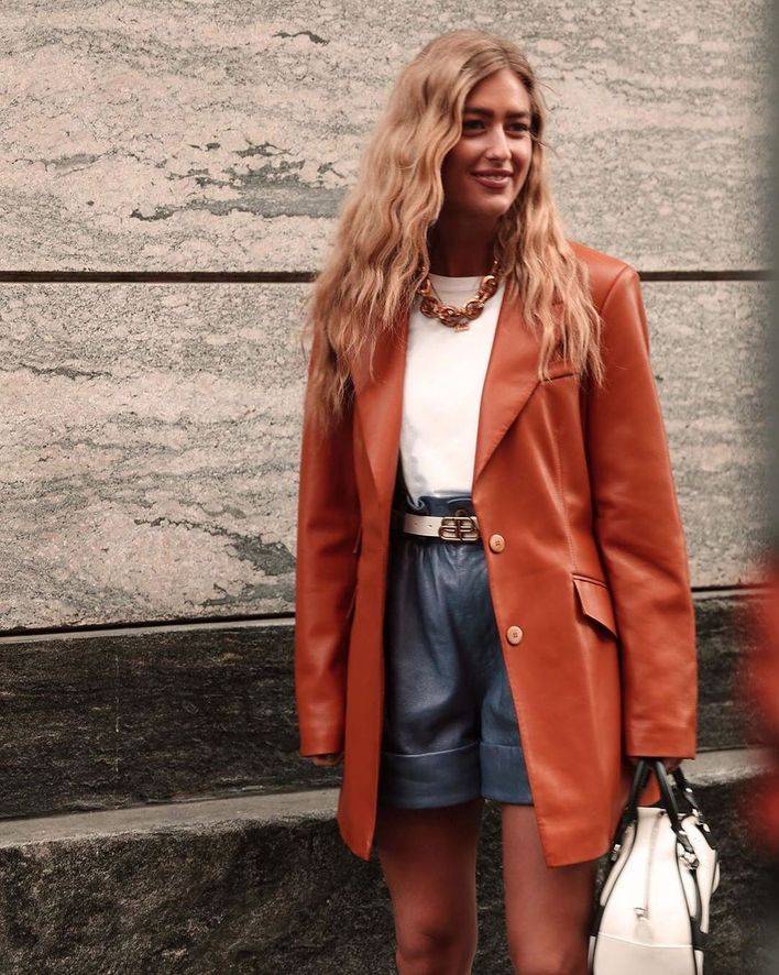 ‘火狐电竞官方网站’*
短裤显瘦穿搭法:谁说冬天不能穿短裤?除皮裤、百慕大短裤外另有哪些裤子?(图5) ‘火狐电竞官方网站’*
短裤显瘦穿搭法:谁说冬天不能穿短裤?除皮裤、百慕大短裤外另有哪些裤子?(图5)