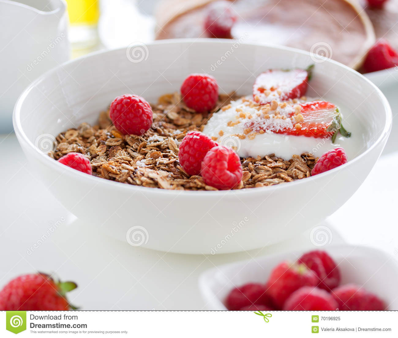 般若天香~左东旭禅意书画创作展在北京吉祥寺成功举办“火狐电竞”(图4) 火狐电竞官网