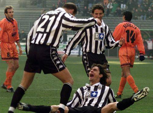 火狐电竞|
有人以为巴乔比皮耶罗更强？可是他从未拿过世界杯和欧冠啊！(图7)