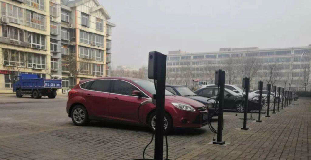 足坛十大最美球星太太团 险些全是名模和歌手 辣妹只能排在榜尾“火狐电竞”(图11) 火狐电竞官网