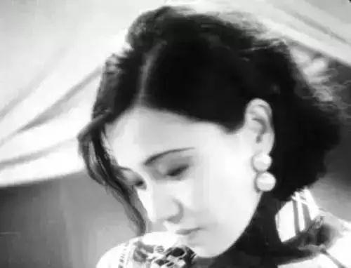 小众收藏新春主题前景看涨作者:未知2015-02-2709:51:57来源:北京商报当人们抱怨春节的年味儿越来越淡时,围-火狐电竞官方网站(图3) 火狐电竞官网