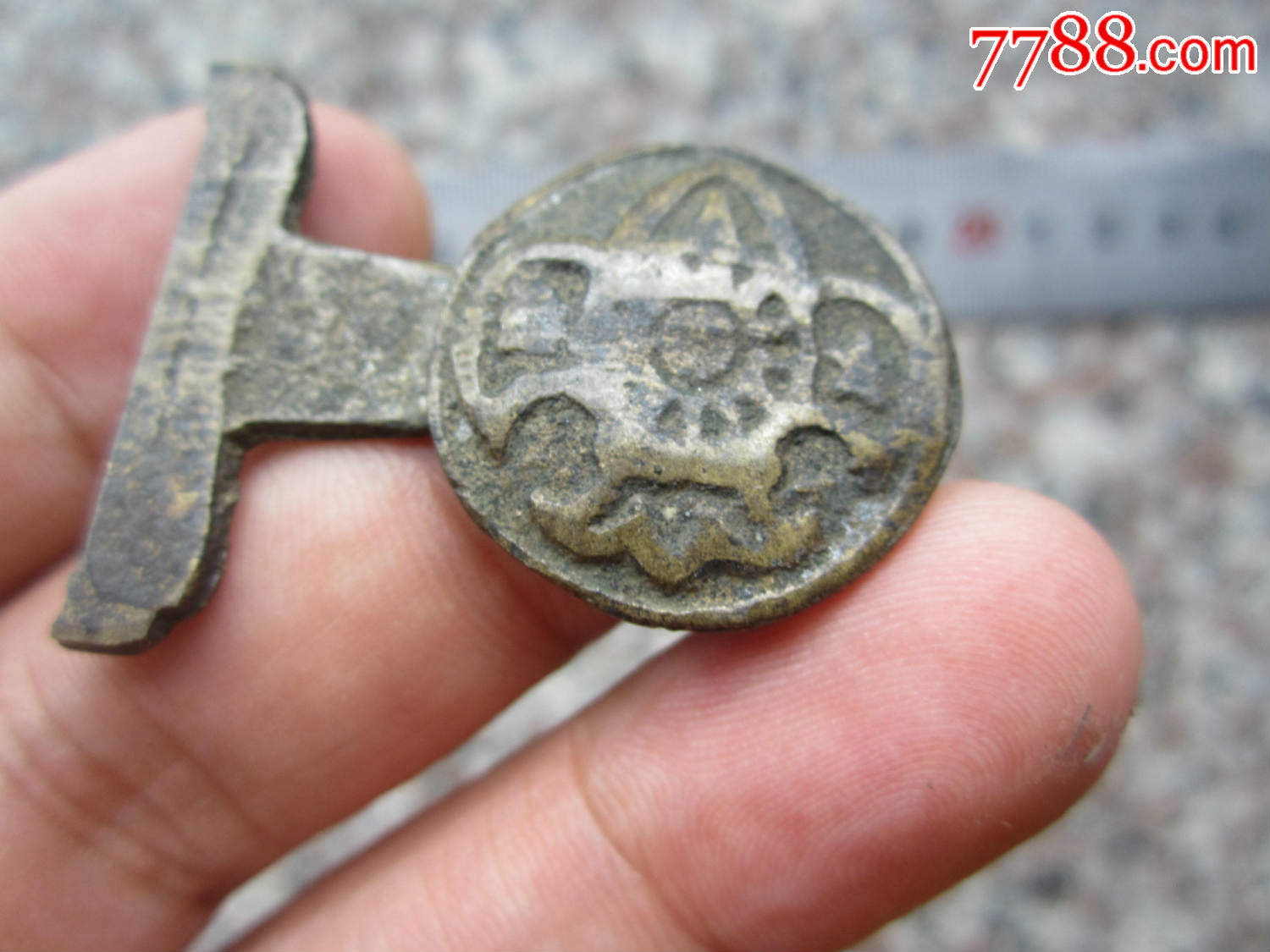 火狐电竞-走近银器大师刘玉平2014银器收藏文化展览即将开幕作者:未知2014-11-2111:35:48来源:华夏收藏网银器在当(图4) 火狐电竞官方网站