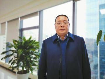 火狐电竞官网|
张育贤：返乡养猪动员村民增收(图2)